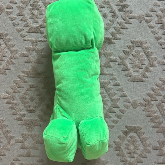 Minecraft stuffy NWOT. - Picture 3 of 4